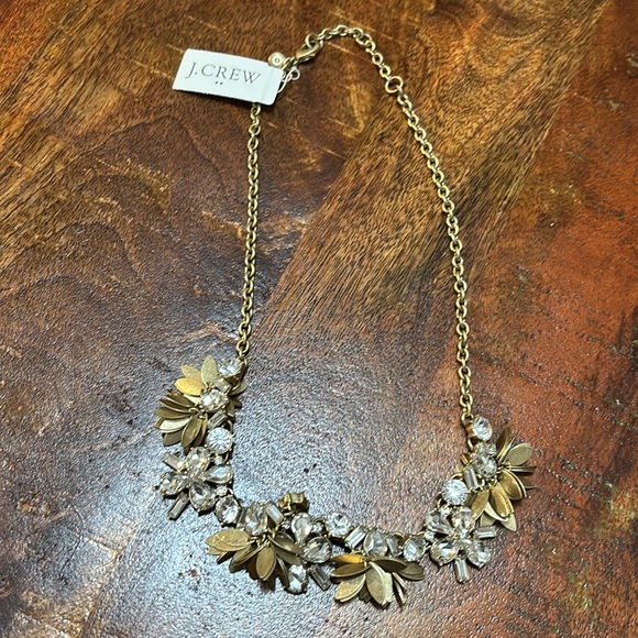 NWT J. Crew Crystal Bouquet Necklace - Picture 4 of 5